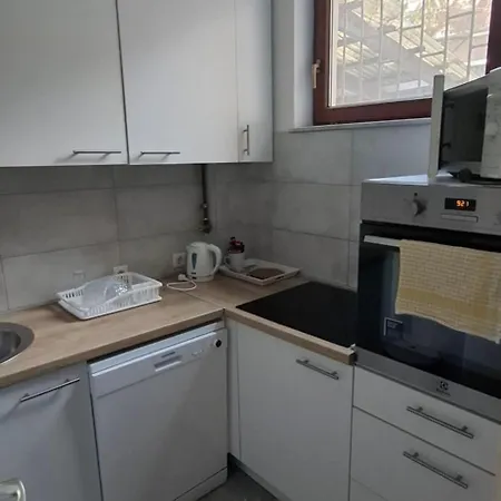 Modern Apt In Center Of Sarajevo With Free Parking Διαμέρισμα