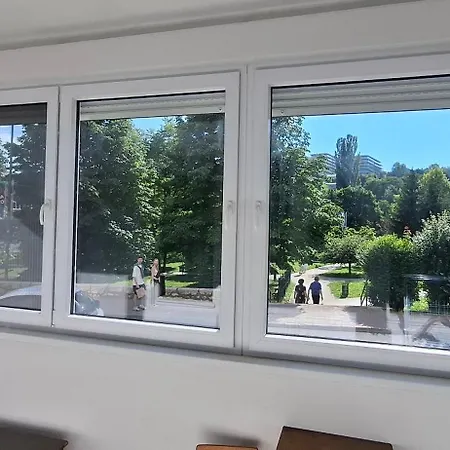 Modern Apt In Center Of Sarajevo With Free Parking 塞拉耶佛